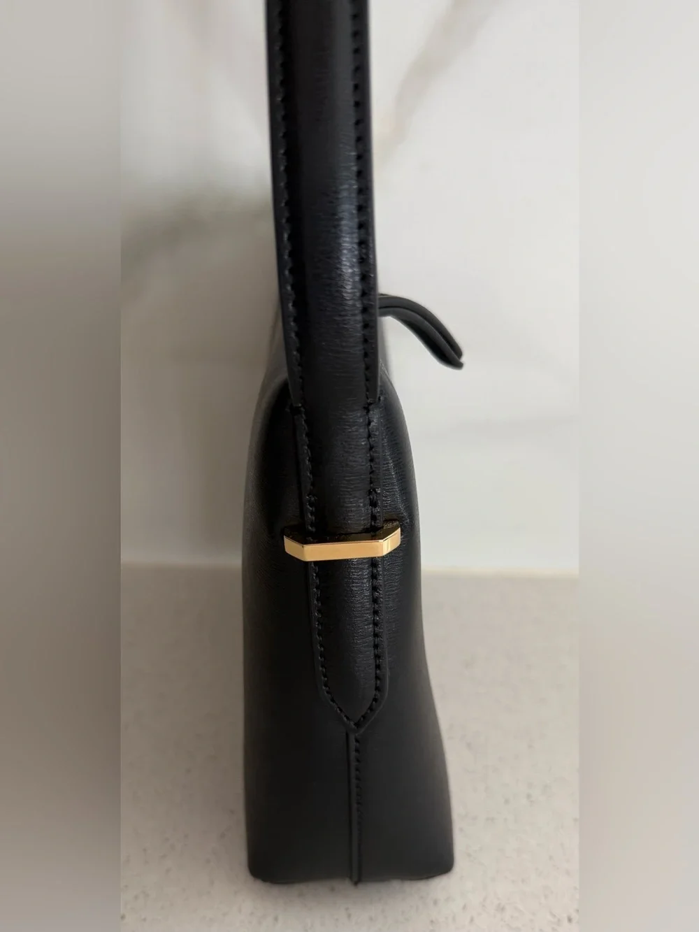 TOTEME shoulder bag Logo-detail Black leather - Picture 2 of 7